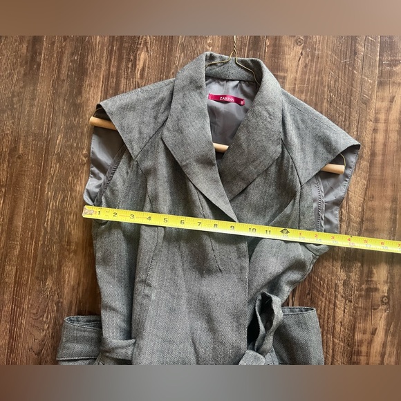 Zarina 2-Piece Sleeveless Wrap Vest and Trousers - Picture 4 of 10